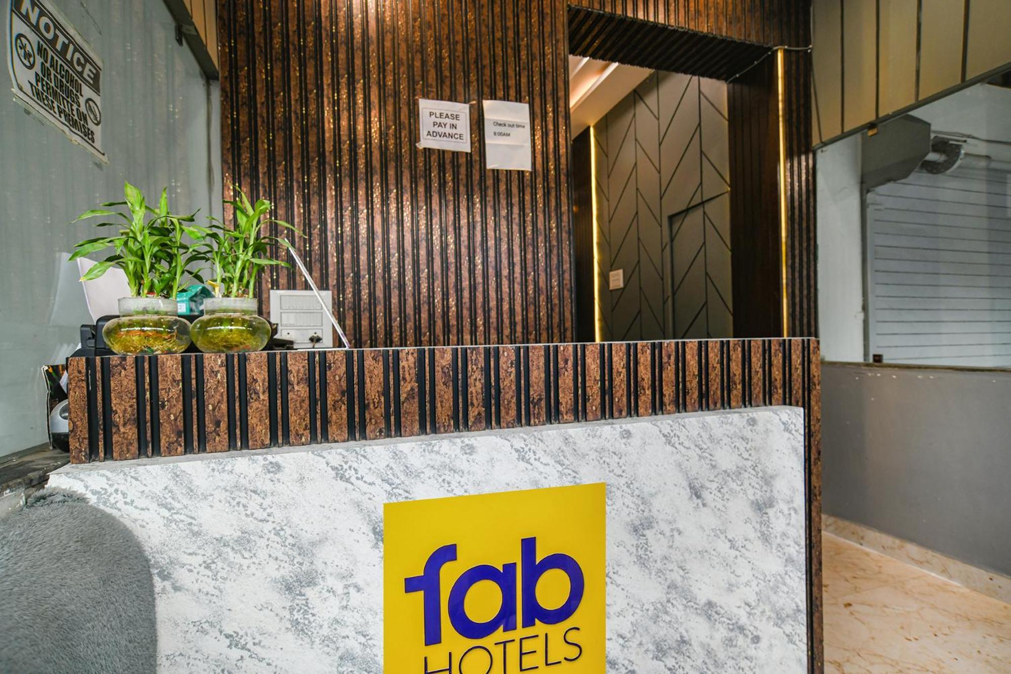 Hotel Fabexpress Orbit Udždžain Exteriér fotografie